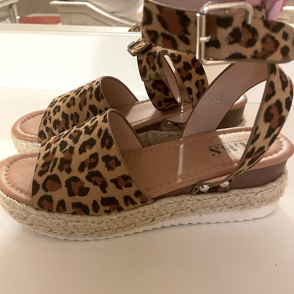 platform sandals